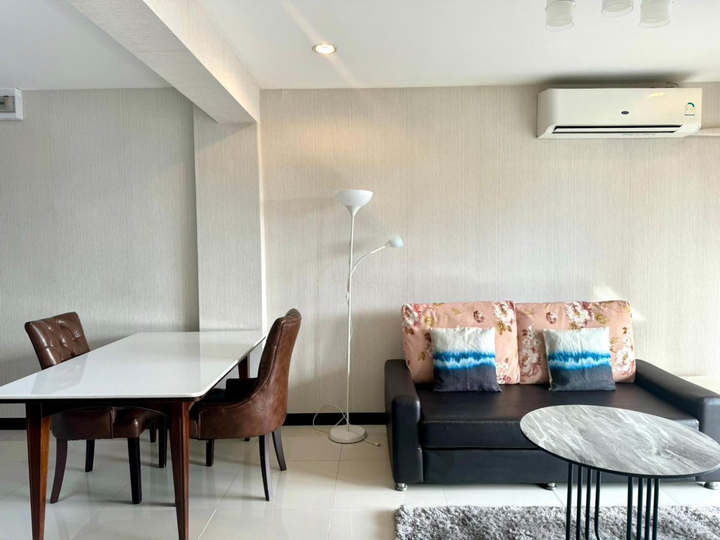 Baan Sabai Rama IV Apartment Bangkok Ngoại thất bức ảnh