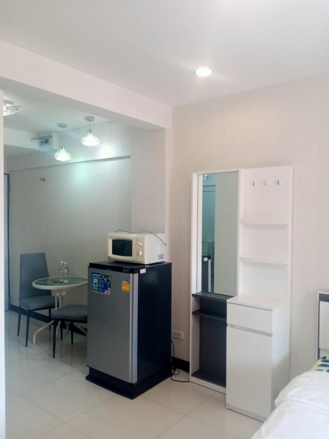 Baan Sabai Rama IV Apartment Bangkok Ngoại thất bức ảnh