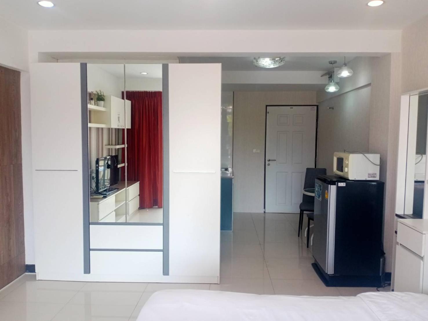 Baan Sabai Rama IV Apartment Bangkok Ngoại thất bức ảnh