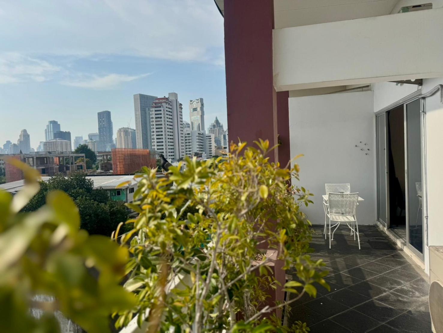 Baan Sabai Rama IV Apartment Bangkok Ngoại thất bức ảnh